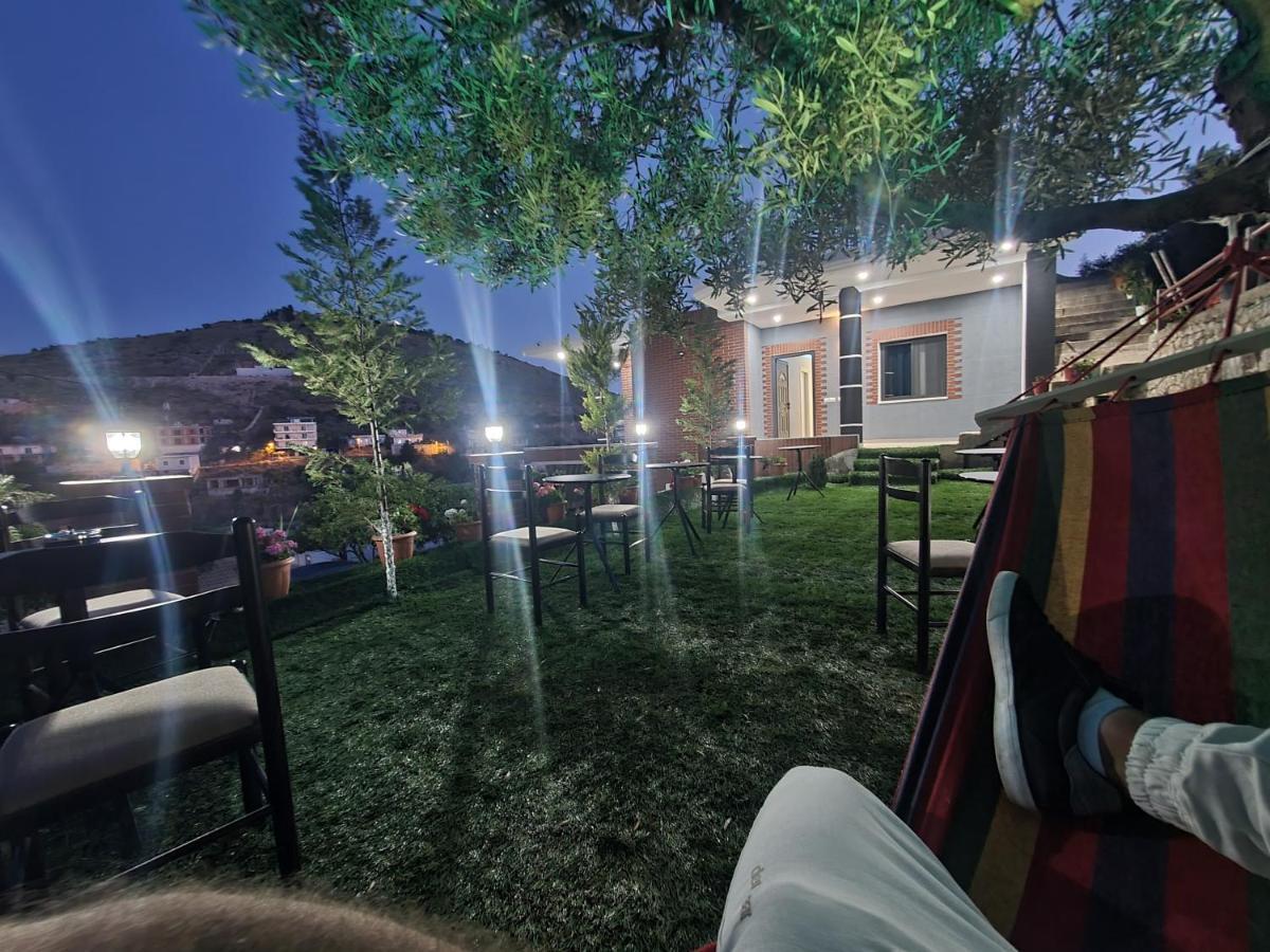 Villa Mehmeti Sarandë Exterior foto